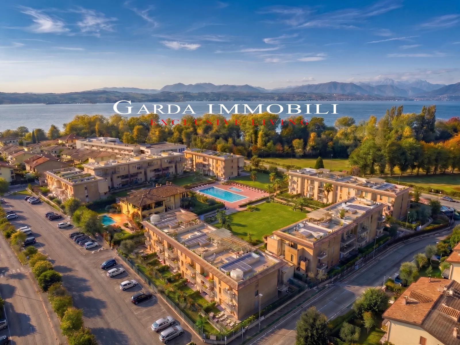 Residence Katya 2 — Vista aerea sul Lago di Garda al tramonto