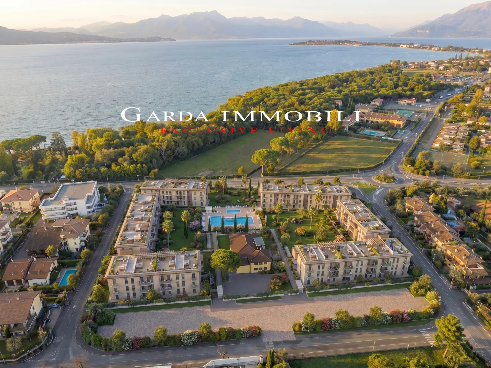 Residence Katya 2 — Vista aerea con lago